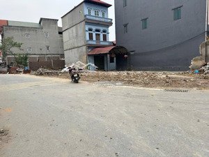 đến hẹn lại đăng. cuối tuần rồi các ní xem đất cát thế nào điiiii chỉ với giá nhỉnh 3tyxx nhỏ