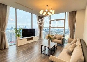 gia đình thiện chí bán căn 3pn đẹp nhất the nine, nội thất làm để ở rất tâm huyết. lh: 