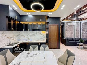 nhà mới giáp phú mỹ hưng, huỳnh tấn phát tt nhà bè. cách mặt tiền chỉ 10m, hẻm thông thoáng