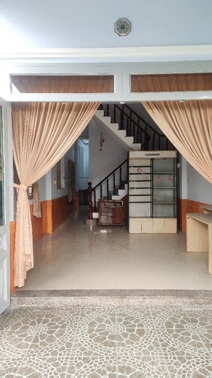 xe tải đậu cửa. ngang 5, 82m2 trệt lầu. ngay chợ thới tứ, chỉ nhỉnh 4 tỷ
