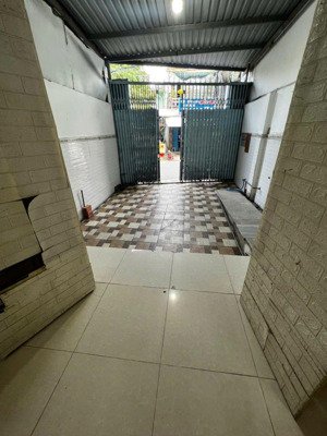 tết! bán nhà mặt tiền gần chợ thủ đức, giá cực tốt đầu tư