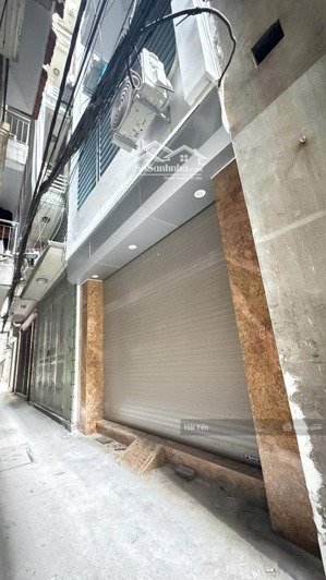 phố vip trung hòa - cầu giấy - 40m2 x 6 tầng - ô tô đỗ cách 6m - nhà đẹp chỉ hơn 13 tỷ