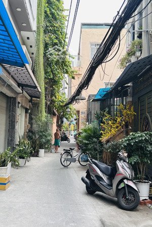 căn góc hxh xô viết nghệ tĩnh 33m2 nhỉnh 4tỷ