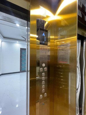 chính chủ muốn bán căn nhà tại phố quan nhân