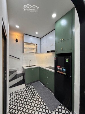 nhà đẹp đón tết-bình thạnh cạnh quận 1 chỉ 3,98 tỷ
-trệt, lầu đúc btct kiên cố. gồm 2pn, 2wc, pk, b