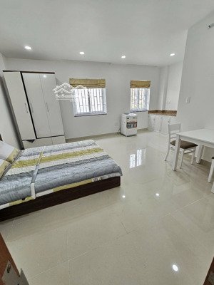 stuido thoáng mát đỗ xuân hợp - quận 9