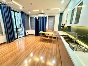 Cho thuê nhà ngõ 83 Trung Kính, Cầu Giấy 40m x 6T THANG MÁY, NHÀ MỚI giá 25tr