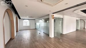 BÁN NHÀ LIỀN KỀ ĐƯỜNG 23 THÀNH PHỐ GIAO LƯU - 256M2, 2 MẶT TIỀN KINH DOANH - GIÁ 140 TỶ