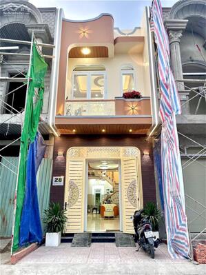 Bán Nhà Trệt Lầu đường số 5 KDC Nhi Đồng - Gần ĐH FPT, Nam Cần Thơ, Bệnh viện Nhi, SIS, Ung Bướu