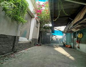 Bán nhà HBG Thống Nhất, Phường 15, Gò Vấp, 132m2, C4, ngang 10m, chỉ 5.x tỷ