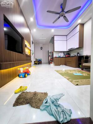 Siêu hiếm nhà dân xây mới Tây Mỗ 40M 5 Tầng, tặng nội thất, ô chờ thang máy giá 6.x tỷ