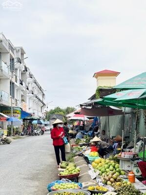 NHÀ PHỐ 1 TRỆT 3 LẦU MẶT TIỀN TRỰC DIỆN CHỢ - TRUNG TÂM THƯƠNG MẠI CÁI VỒN