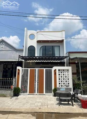 SỔ HỒNG RIÊNG THỔ CƯ NGAY TRUNG TÂM PHƯỜNG CHỈ 1TY750 ( CÒN BỚT )