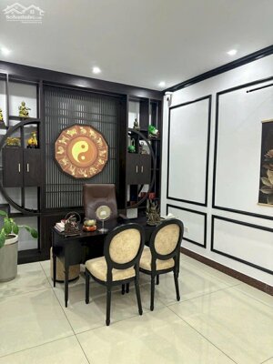 BÁN CĂN 4 TẦNG MẶT PHỐ TRẦN NGUYÊN HÃN . GẦN CAO ĐẲNG Y - GIÁ SIÊU TỐT