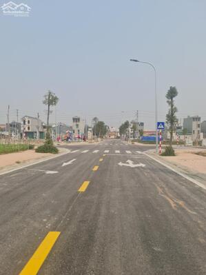 Bán lô góc Vip nhất Đồng cửa quán Thanh Trù, Vĩnh yên. View đường tránh.