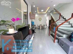 Nhà Mê,5*18m,Hẻm Lương Thế Vinh,gần eco Palace,nhiều lô bên trong