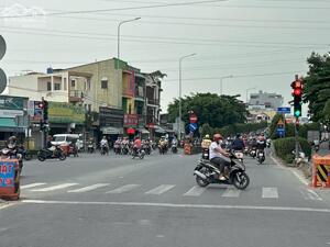 Ngộp Bank chỉ 38 tỷ có Tòa nhà 6 tầng MT Hà Huy Giáp Q12 ngang 14m 280m2 ngay NGÃ 4 GA.