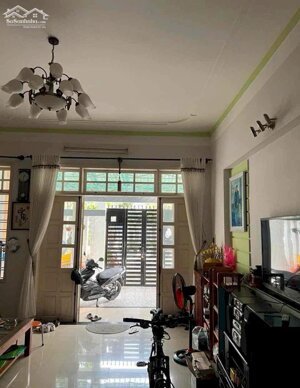 HÀNG NGON BAY NHANH - HOÀNG DIỆU, HẢI CHÂU - BÁN NHÀ 2 TẦNG KIÊN CỐ - Ô TÔ CHẠY VI VU, ĐỖ CỬA– CHỈ 6,X TỶ