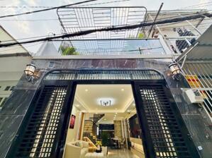 Bán Nhà Phố Đẹp Đường Hoàng Bật Đạt, Phường 15, Quận Tân Bình, Hồ chí Minh