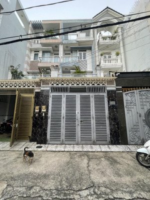 cho thuê nhà riêng 4pn, 5wc, 220m2 tại hẻm xe hơi 130 đường số 9, gò vấp, 20 triệu vnd