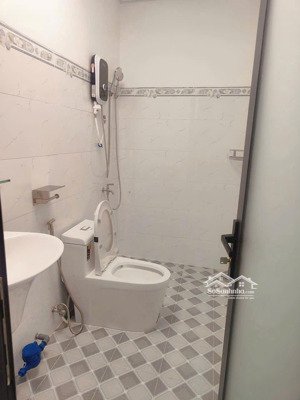 cho thuê nhà phố tm dv unitown tp mới bình dương 
diện tích 100m,1 trệt 1 l