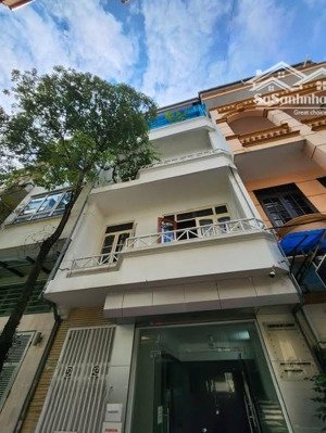 cho thuê nhà riêng phân lô quan nhân, dt 65m²x 5t, 6pn, nội thất cơ bản ở gđ, kd online. giá 17tr