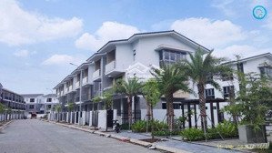 chính chủ cần bán căn nhà liền kề