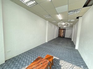 hot sàn văn phòng ngõ 91 nguyễn chí thanh 60 m2 giá 8.5 triệu full thang máy dv 24/24 