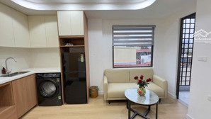 toà ccmn chùa láng - đh ngoại thương, 30m ô tô tránh, 3 thoáng, xây mới, 18pkk, dt 1tỷ/năm