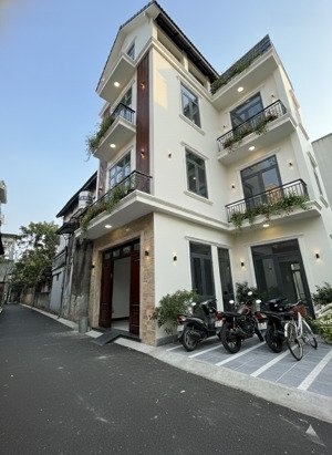 bán nhà 60m2 giá5tỷ200tr tại đại thành ngõ ô tô khu tiện ích thiết kế đẹp không quy hoạch không lỗi