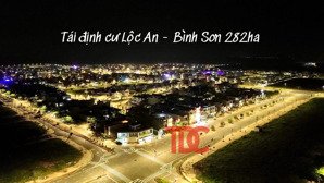 cần bán nhanh căn nhà 1 trệt 2 lầu 1 tum, đường chính 48m có sẵn hợp đồng thuê, sổ sẵn, giá ngộp