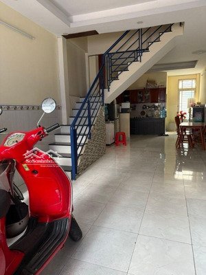 khu vực tân sơn nhì, hẻm 6m, dt 4x12m, 2 tầng, giá nhỉnh 5 tỷ