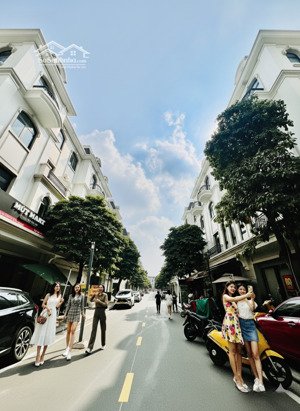 quà tết khủng 24,9 tỷ còn 14,5 tỷ hoàn thiện mt 7m kinh doanh để ở cực tốt