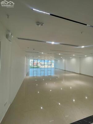 cho thuê liền kề tây nam linh đàm đối chiện chung cư và trường tiểu học chu văn an