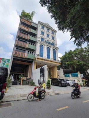 qúa đẹp ! bán tòa nhà mt quốc hương, thảo điền, q2 dt: 7x38m h+7tầng_hđt 200tr/th, bán nhanh 120 tỷ