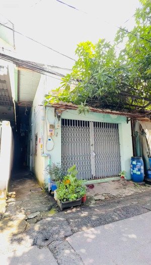 bán dãy trọ thụ nhập 15tr/ tháng ngay cầu vượt linh xuân , thủ đức giá 6.5tỷ