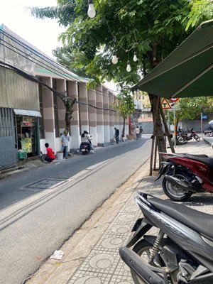 nhà hẻm xe hơi trương văn hải gần quang trung - 100m2 - 8.x tỷ