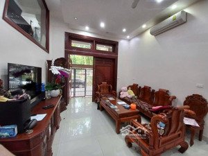 gần phố trương định ngõ nông thông tứ tung nhà đẹp dân xây chắc chắn kinh doanh 60m x4t giá 10 tỷ