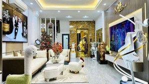 cần bán gấp nhà phố trương định, thang máy 30m ra mặt phố, sđcc, qh ổn định, gần bách kinh xây 40m2