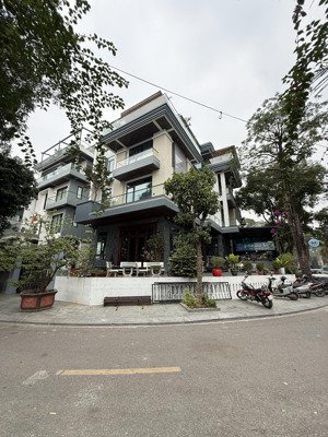 bán biệt thự đơn lập bắc linh đàm-căn góc-thang máy-gần hồ 230m x 5 tầng-giá rẻ nhất khu vực