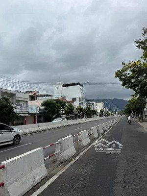 chính chủ cần bán bán đất mặt tiền nguyễn tất thành nha trang
