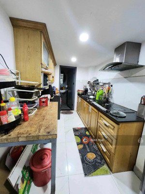 lê văn sỹ hxh tránh 1 sẹc đang kinh doanh gần mặt tiền giá 13tỷ.