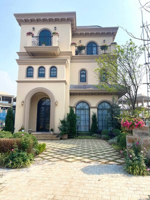 biệt thự đơn lập giá chỉ từ 10 tỉ tại dasong village. htls 70% 18 tháng, chiết khấu 300tr