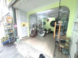 hiếm bán nhà phú nhuận - lê quý đôn, 3 tầng, kinh doanh sầm uất, 9.9 tỷ