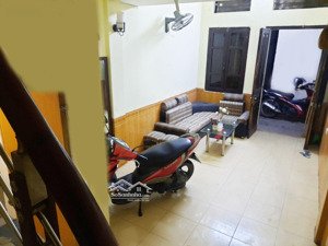 nhà 2.5t x 25m² phó vọng, kinh doanh online hoặc cửa hàng. giá 6.8tr. a. sơn 