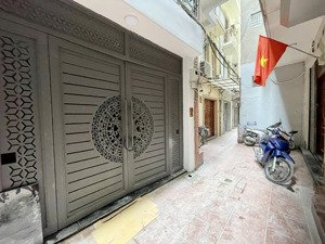 42m² mặt đường thụy khuê_ngay cạnh chu văn an_cách mđường 10 mét, uy tín.