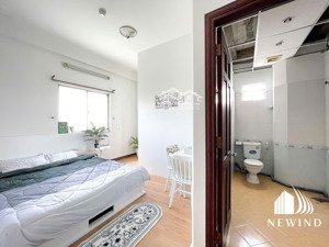 cho thuê phòng studio mới xây ngay trung tâm quận 7, gần tdt,rmit, lotte,tiện đi chuyển quận4,1,8