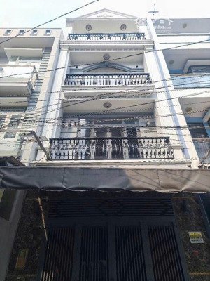 nhà 4 tầng sạch sẽ khu dân cư thoáng mát quang trung 4pn mua nhà đón tết