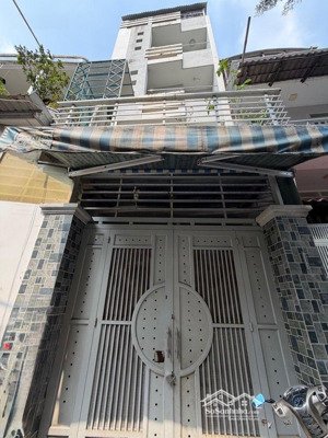 9,5 tỷ 52m2 nhà 5 tầng 4 pn,hẻm xe hơi ngay chợ phạm văn hai,phường 3,tân bình