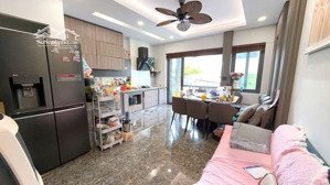 hiếm, mtkd 5 tầng đường 12m, có vỉa hè, dt4.8x15, gần sân bay trường sơn,tân bình, 20.x tỷ